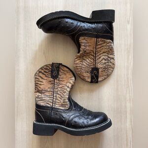 Justin Gypsy Boots Womens 6B Western Ostrich Print Zebra Cowgirl Boots Black